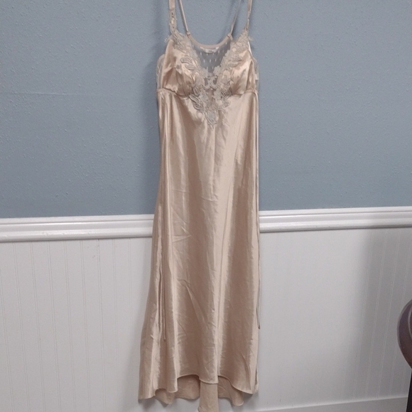 FLORA Other - Elegant Satin Chemise in Cream , Babydoll, Sexy,Feminine.